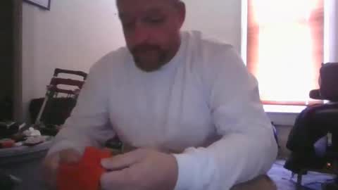 cleaver1230 online show from November 2025 04:52:01 PM