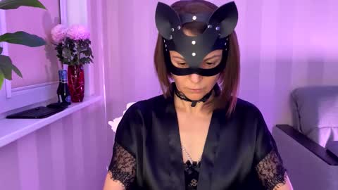 cleo_catra online show from November 2025 05:08:01 PM