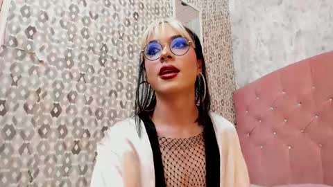 cleo online show from October 2025 04:57:02 AM