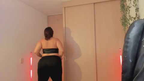 Cleopatra online show from February 2026 10:22:01 PM