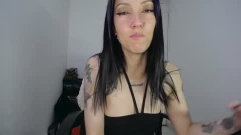  Nicol  online show from June 2026 03:22:01 AM