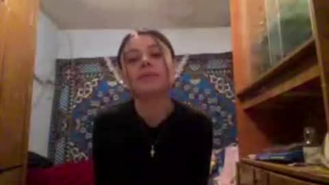 Mia online show from April 2026 01:24:02 PM