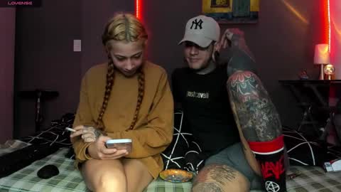 cleo y maikol online show from March 2026 08:22:02 AM