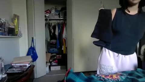 Snapshot of clioenchants chatting on December 2024 08:40:02 PM High Queen Clio online show from December 2024 08:40:02 PM