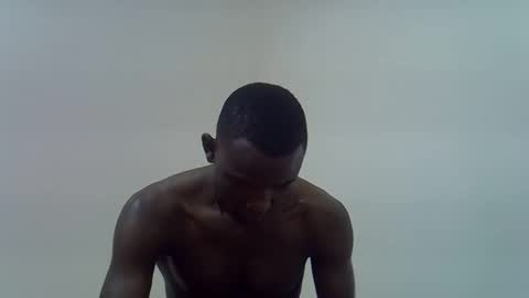 Snapshot of clive_damian chatting on April 2026 04:15:01 AM clive_damian online show from April 2026 04:15:01 AM