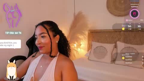 cloe_25 online show from September 2025 02:22:02 AM