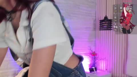 Cloe online show from December 2024 06:25:01 PM