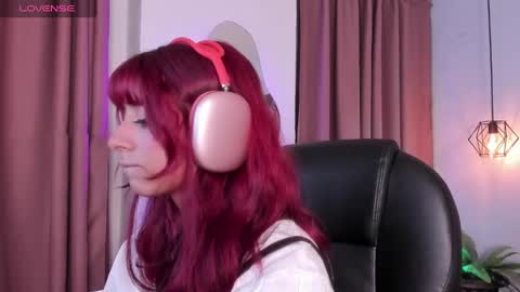 Cloe online show from March 2025 12:00:01 PM