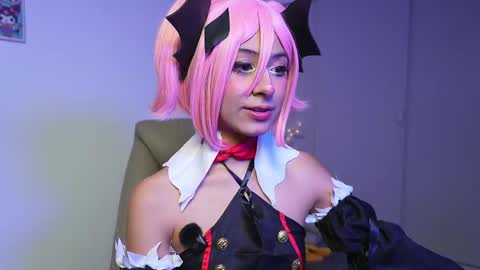 Cloe online show from April 2026 01:07:01 PM