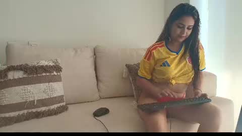 Snapshot of cloe_eevans chatting on July 2026 02:54:01 PM Cloe online show from July 2026 02:54:01 PM