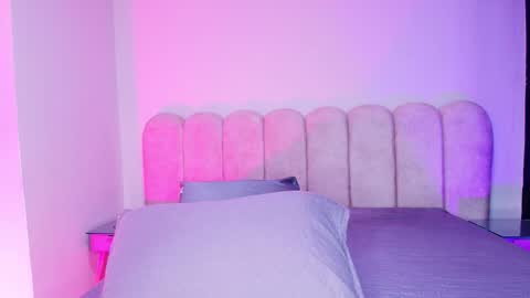 Cloe  Stanfort online show from December 2025 07:11:01 PM