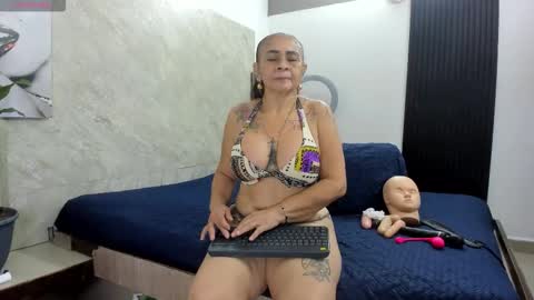 CLOE online show from November 2025 11:23:02 AM