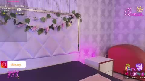 cloee_tay1 online show from August 2026 11:24:02 AM