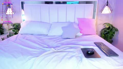 Cloe Harp  online show from January 2025 02:41:01 PM