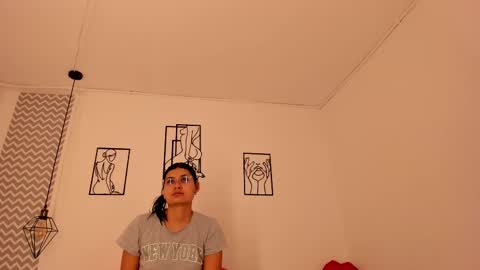 cloe online show from October 2025 07:11:02 PM