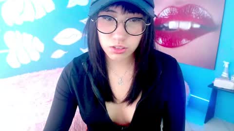 Elizabeth online show from June 2026 06:51:01 PM