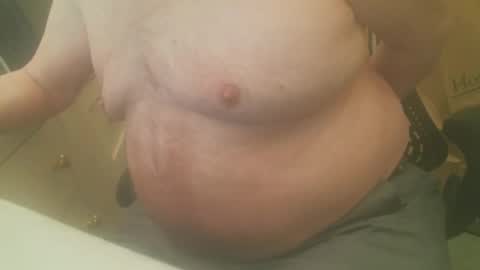 clouds8888 online show from October 2025 02:38:01 PM