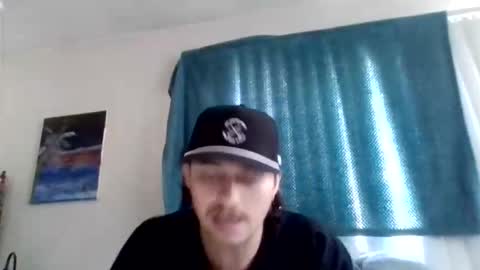 Snapshot of cloudyydayzz chatting on February 2026 10:00:02 PM tallhungandcloudy online show from February 2026 10:00:02 PM