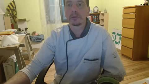 clouplefun online show from December 2024 05:18:02 AM