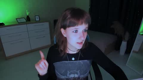  Clover  follow me  online show from December 2024 02:55:01 PM