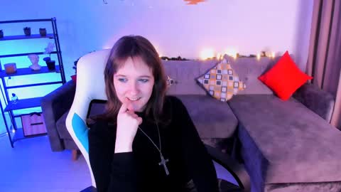  Clover  follow me  online show from January 2025 06:07:01 PM