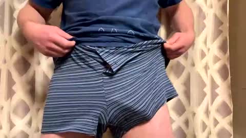 Snapshot of clovershit1 chatting on January 2026 04:27:02 AM clovershit1 online show from January 2026 04:27:02 AM