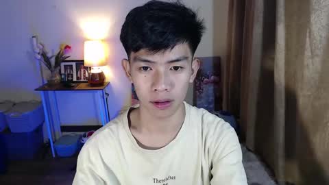 Snapshot of clyde_twinkx chatting on February 2026 03:04:01 PM clyde_twinkx online show from February 2026 03:04:01 PM