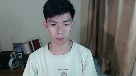 Snapshot of clyde_twinkx chatting on February 2026 12:02:02 PM clyde_twinkx online show from February 2026 12:02:02 PM