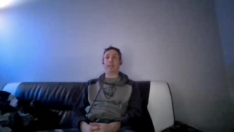 Snapshot of cmypenis chatting on January 2025 04:58:02 AM Master Bates online show from January 2025 04:58:02 AM