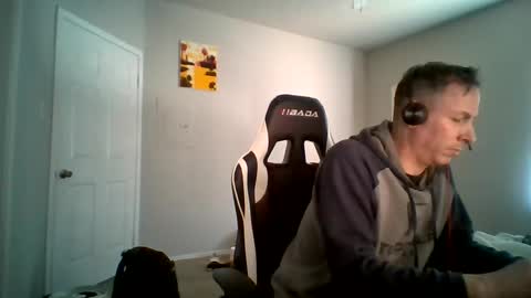 Snapshot of cmypenis chatting on February 2025 04:26:01 PM Master Bates online show from February 2025 04:26:01 PM