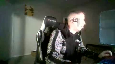 Snapshot of cmypenis chatting on November 2025 02:17:01 PM Master Bates online show from November 2025 02:17:01 PM