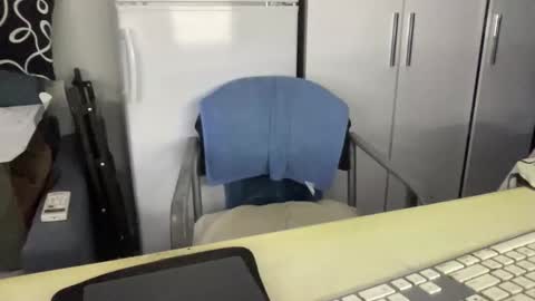 Coach Karl Porn Star Tip me all the way to my next trip online show from November 2025 06:50:02 PM