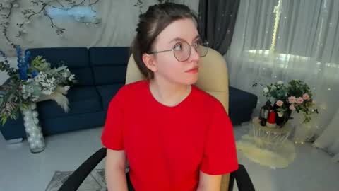 Molly online show from June 2026 08:39:01 AM