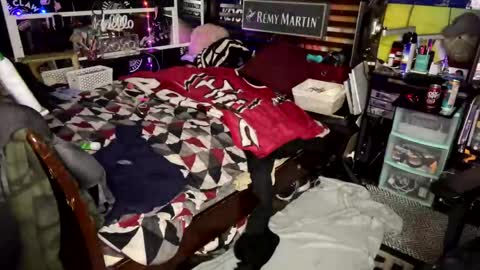 COCK N CREAMZ  WET DREAMZ online show from December 2024 08:37:02 AM