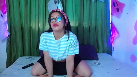 coco_dam online show from October 2025 03:25:01 PM