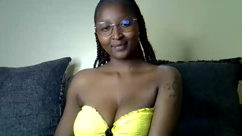 Snapshot of cocobaby_ chatting on June 2026 06:46:02 PM Coco online show from June 2026 06:46:02 PM