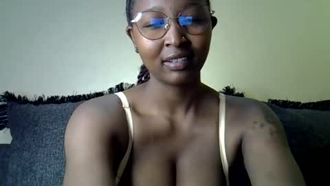 Snapshot of cocobaby_ chatting on June 2026 07:46:01 AM Coco online show from June 2026 07:46:01 AM