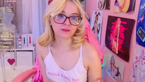 Mia online show from December 2024 04:36:02 AM