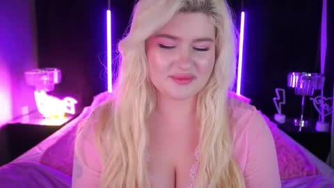 onlyfans amyleyy online show from February 2025 10:31:01 AM