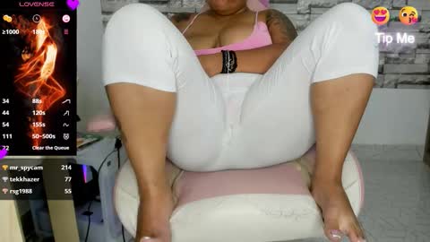 laurita online show from September 2025 03:49:01 AM