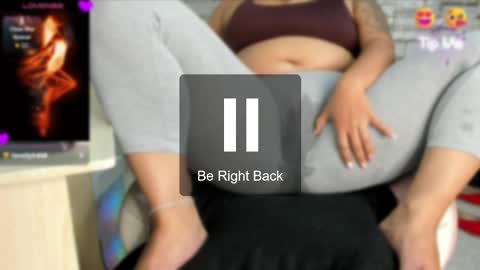 laurita online show from December 2025 05:27:02 AM