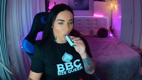 Ur goddess Nikki online show from September 2025 11:11:02 AM