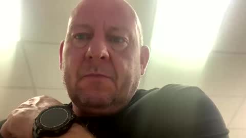 col4nows online show from October 2025 09:17:04 AM