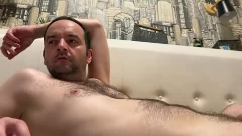 colambus555 online show from December 2024 09:40:02 PM