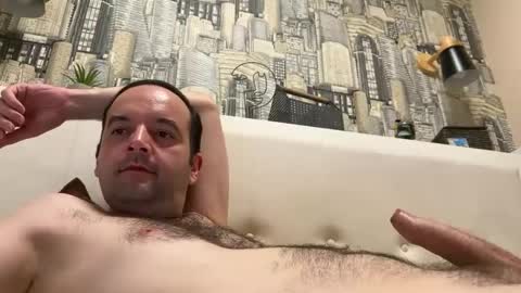 colambus555 online show from December 2024 09:29:02 PM