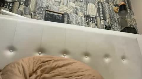 colambus555 online show from September 2025 06:57:01 PM