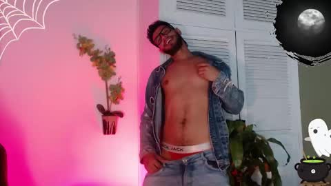 Colby online show from October 2025 06:58:01 PM