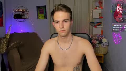 Snapshot of colin_storm chatting on June 2026 02:24:02 AM colin online show from June 2026 02:24:02 AM