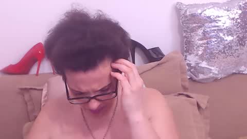 Snapshot of college_dream_bbw chatting on March 2025 08:29:02 PM Maddison online show from March 2025 08:29:02 PM