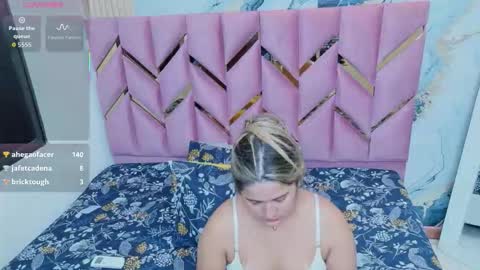  MEGAN  online show from November 2025 07:40:03 PM